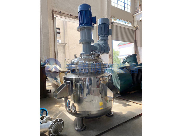 Concentric double shaft dispersing mixing kettle
